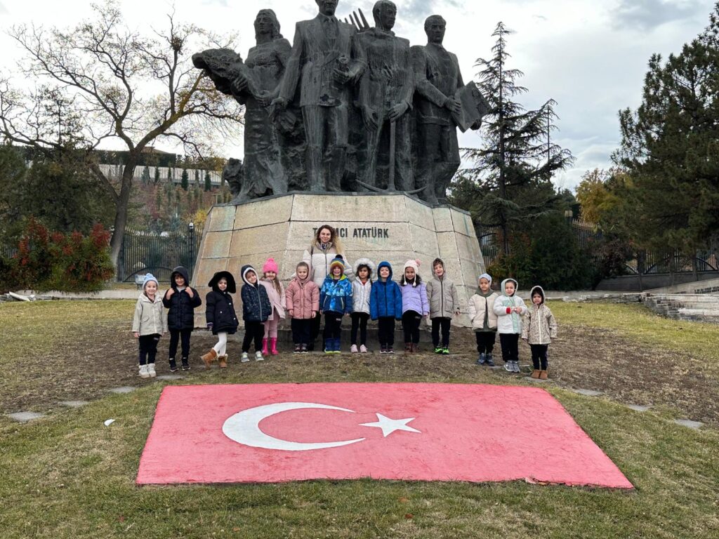 Ana Sınıfı Öğrencileri Atatürk’ün Evindeler...